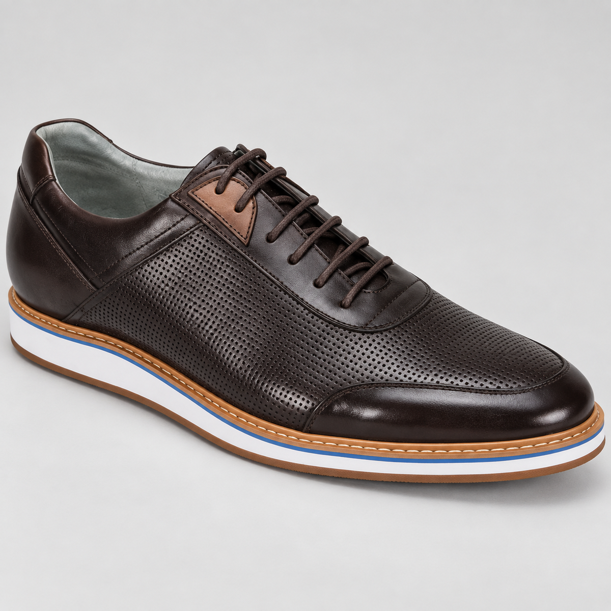 Giovanni Casual Sneaker (Lorenzo) in Brown, studio product photograph