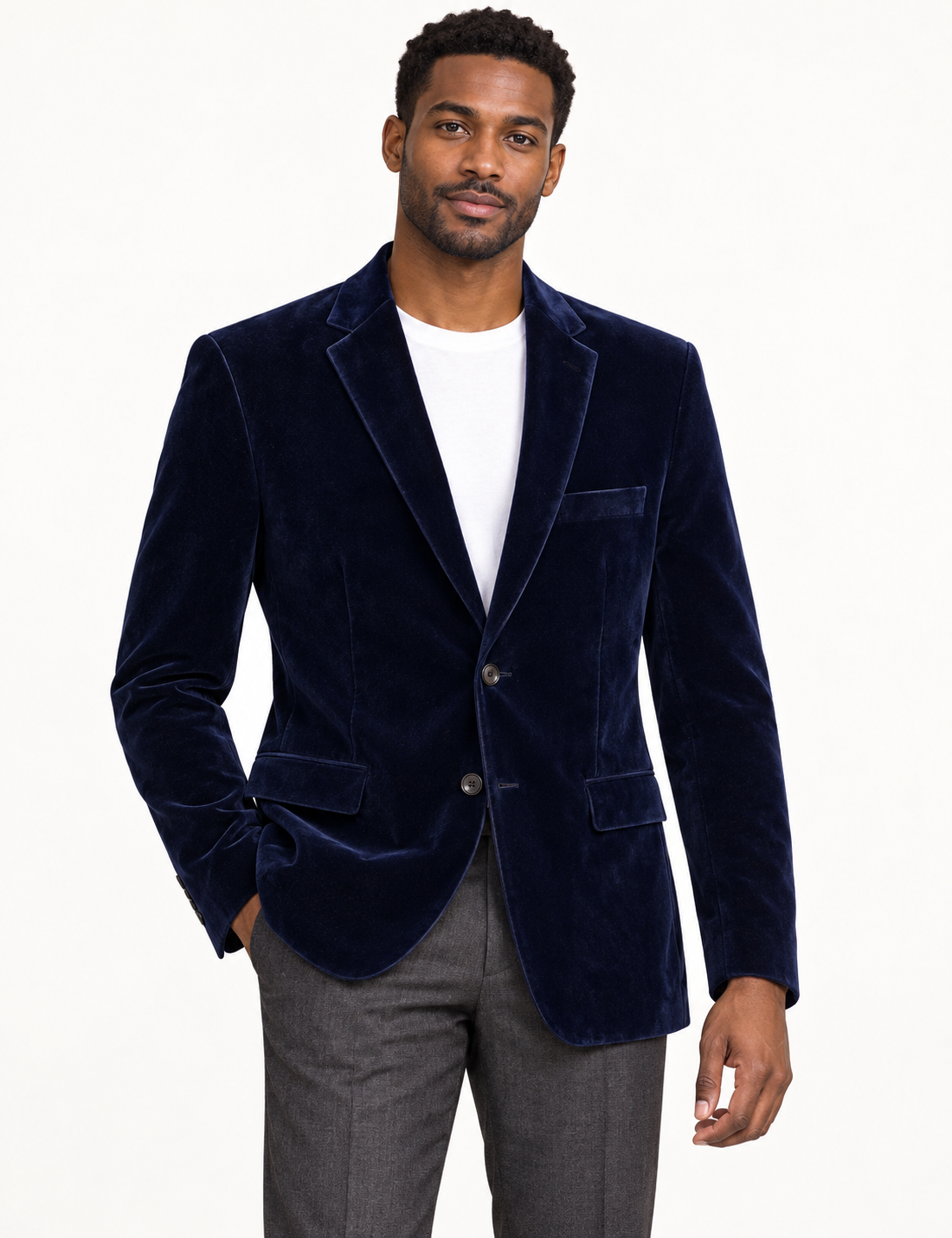 Vinci B-27 navy regular fit solid velvet blazer on model