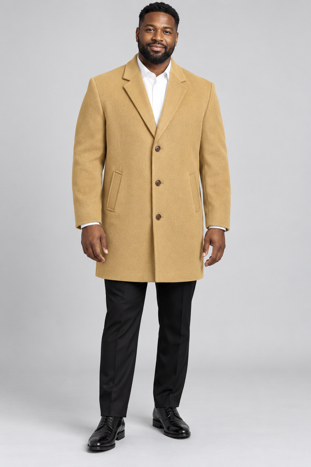 Vinci CL38 three-quarter coat in camel, front view on model