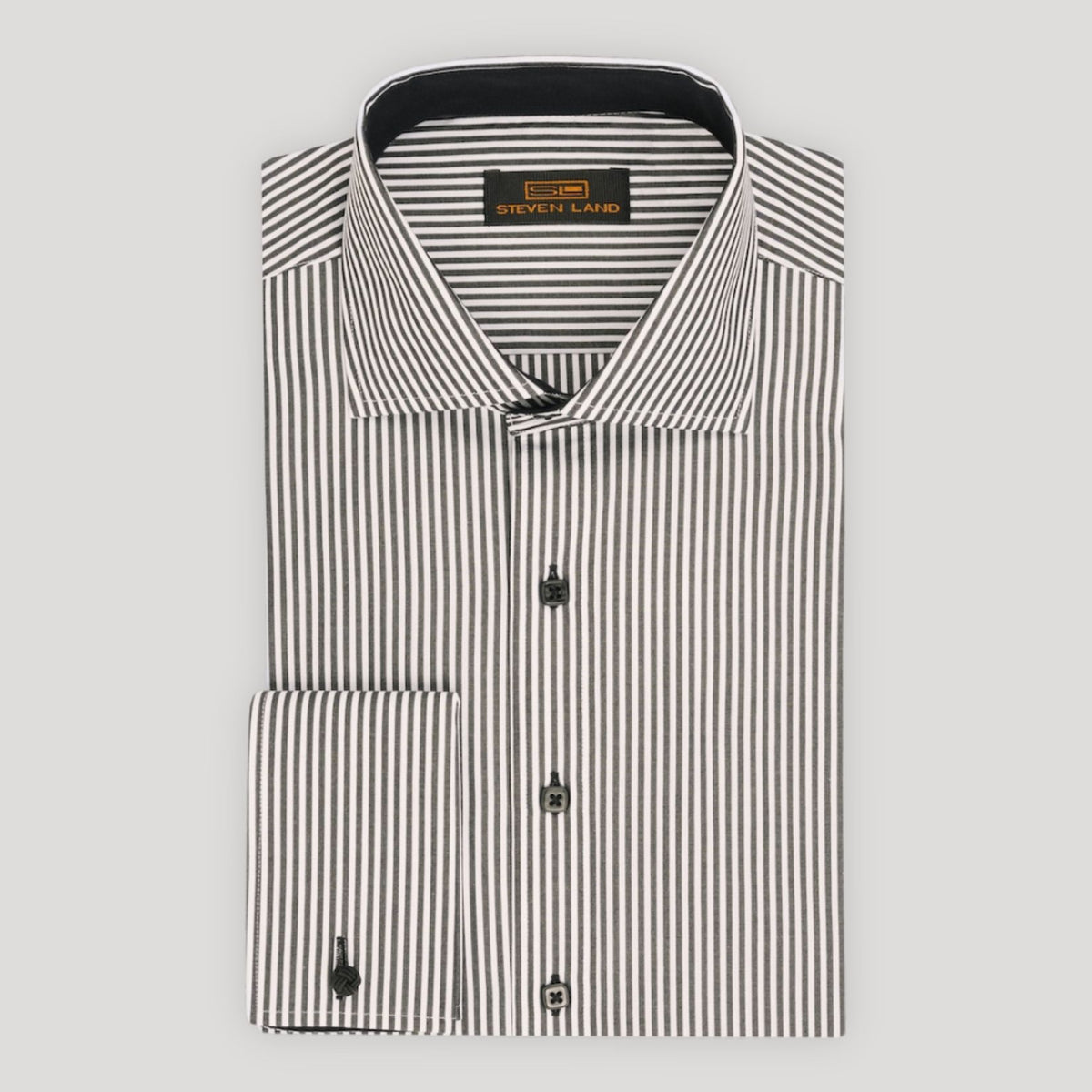 DS322F - Black