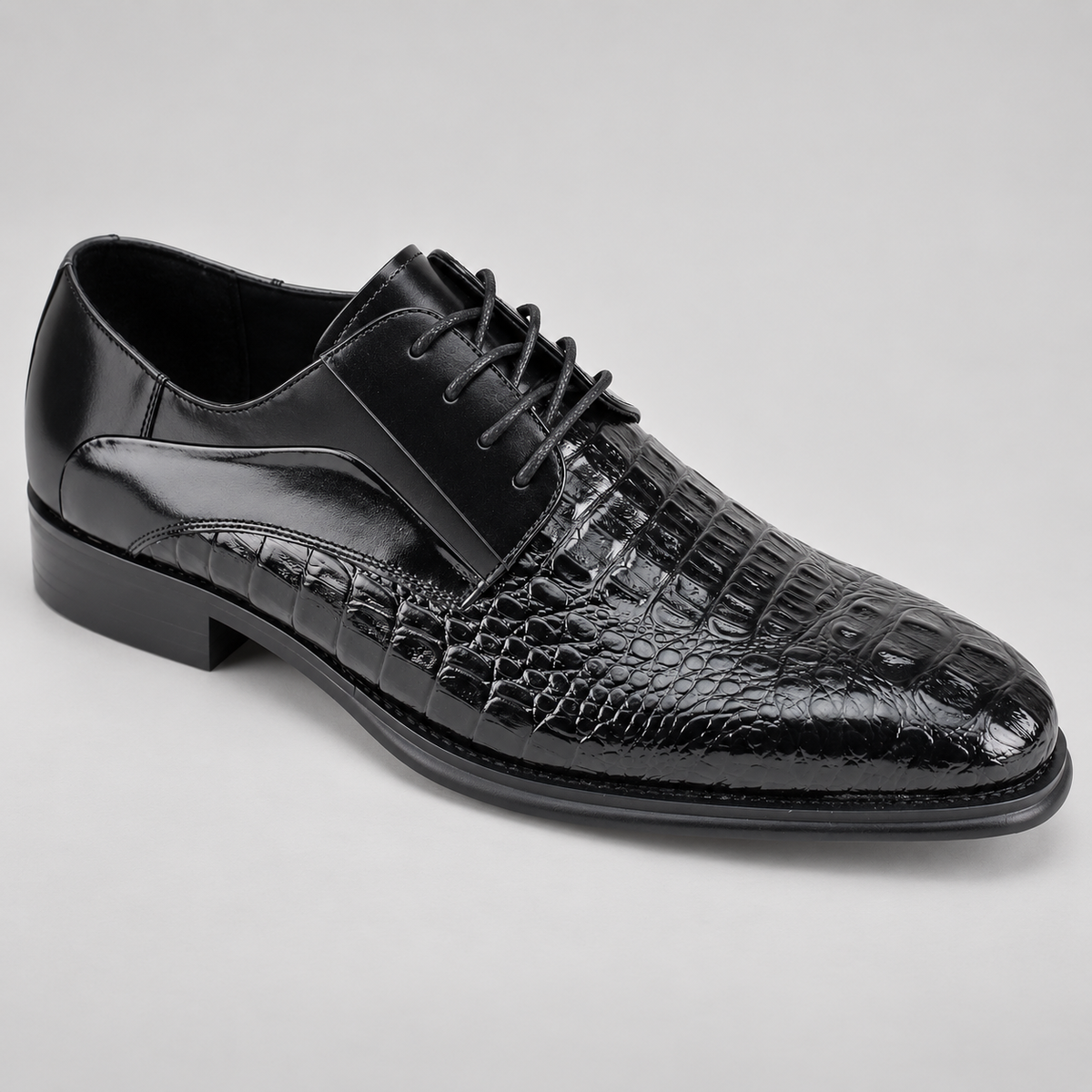 Giovanni Croco Print Leather (Mason) in Black, studio product photo